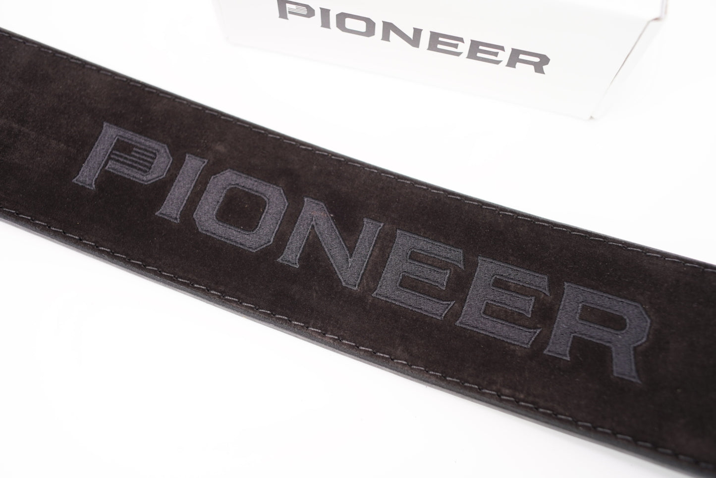 PIONEER 4" 13MM DOUBLE SUEDE LEVER BELT W/ PIONEER EMBROIDERED LOGO