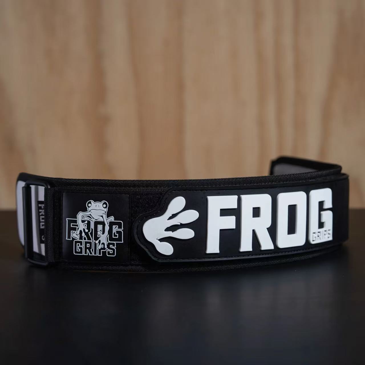 Frog Lifting Belt (Green/Pink/White/Black)