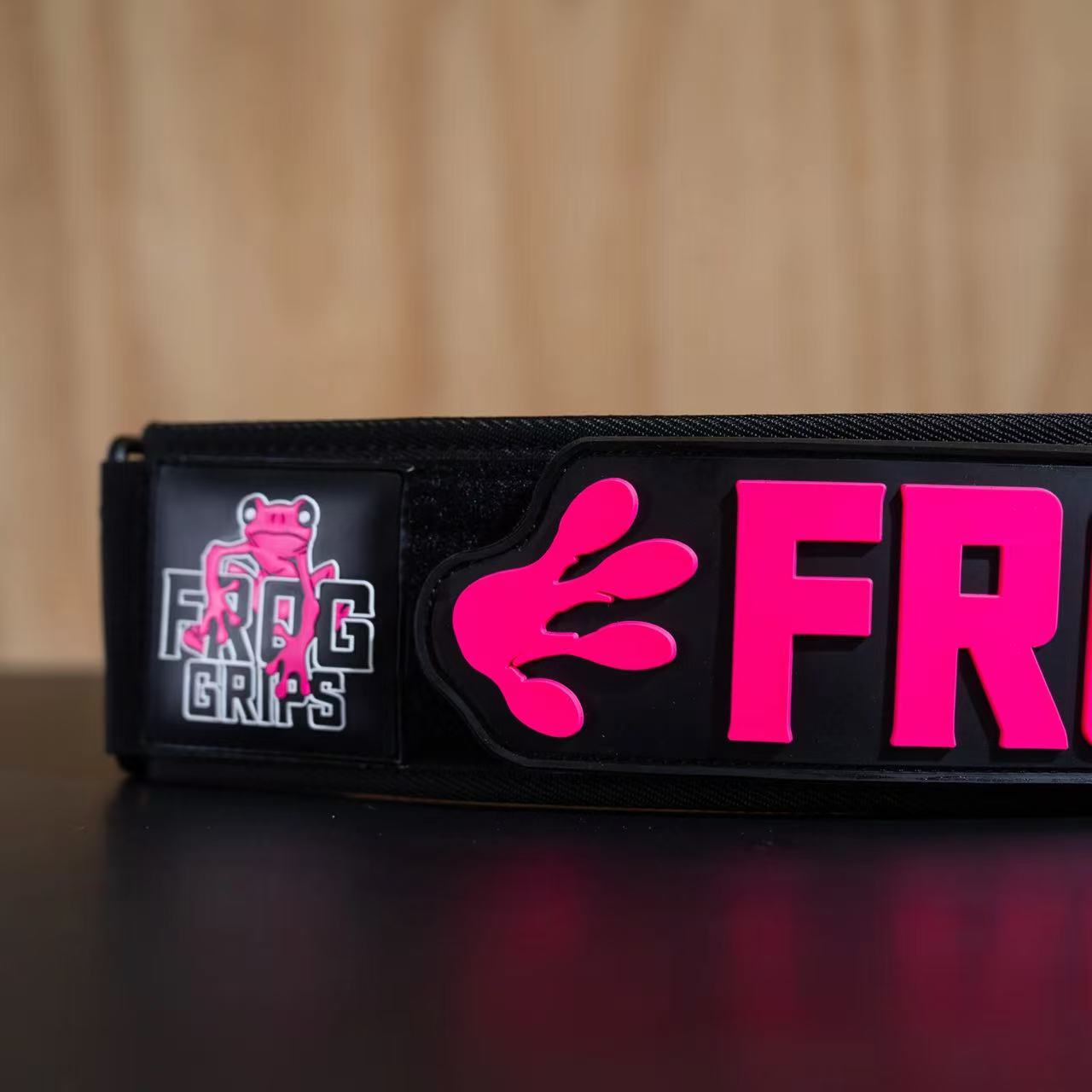 Frog Lifting Belt (Green/Pink/White/Black)